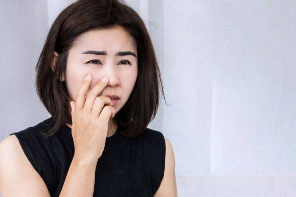 What are Signs of a Deviated Septum? featured image